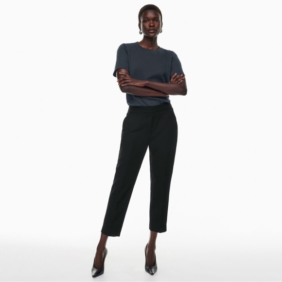 Aritzia Pants - Aritzia Babaton Conan Pant Classic Crepe Pull On Ankle Trouser Women’s 8 Black